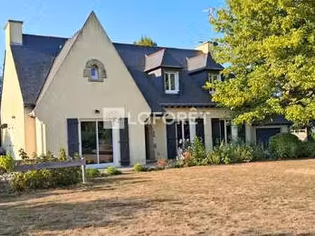 vente maison à guingamp (22200) : à vendre / 140m² guingamp