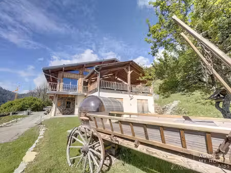 ferme savoyarde rénovée avec appartements indépendants la