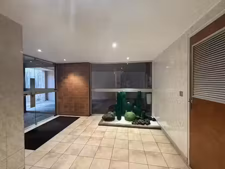 location appartement 3 pièces 73.96 m² à puteaux (92800)  1 683 €