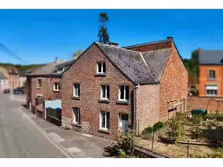 charmante maison rénovée au centre de rochefort (peb d)