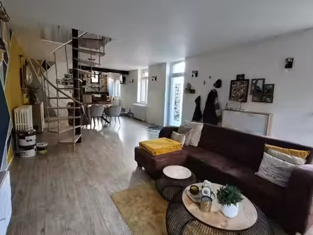 tres belle maison de village avec 2 chambres secteur calme