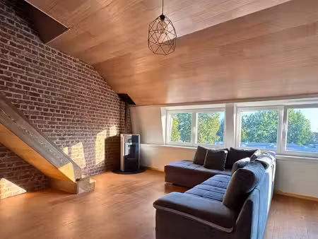 charmant duplex cosy au cœur de bastogne.