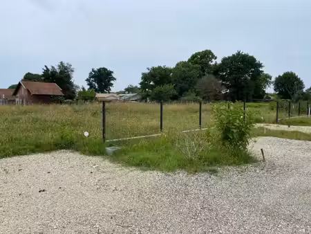 terrain à bâtir à brach (33480)