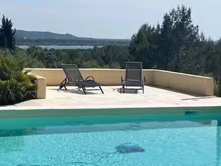 location maison meublé à aramon (30390) : à louer meublé / 45m² aramon