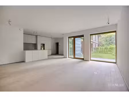 appartement à watermael-boitsfort 2 parkings et cave inclus