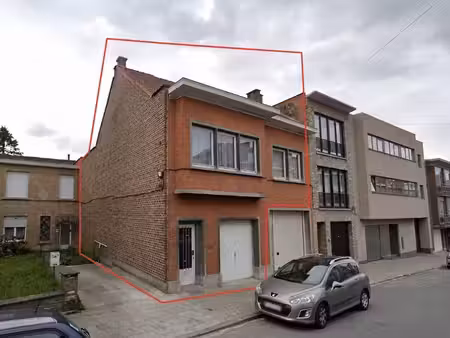 spacieuse maison bel-étage prête à emménager avec 3 chambres