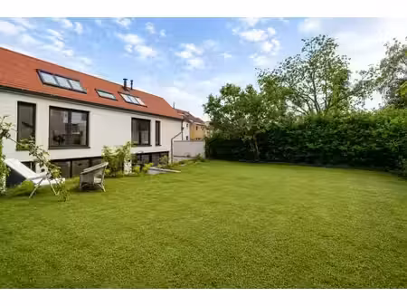charmante maison rénovée en 2024 avec jardin