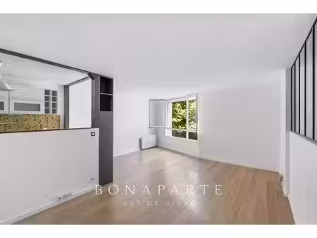 sevres - appartement de 69 m² avec parking dans une résidence rénovée