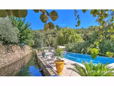 maison de luxe à vendre à les mages
