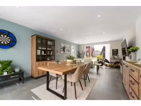 maison prête à emménager avec allée près d’alost