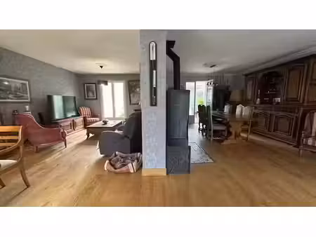 vente maison 5 pièces 151 m² à rochefort (17300)  372 000 €