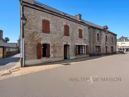 maison de caractère au coeur du bourg de ploërdut