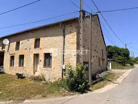 maison en pierre rénovée ? beaux volumes et vie de plain-pied