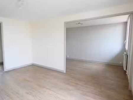 location appartement 3 pièces 67 m² à caluire-et-cuire (69300)