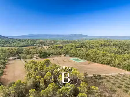 vente propriété 12 pièces 259.67 m² à aix-en-provence (13090)  1 160 000 €