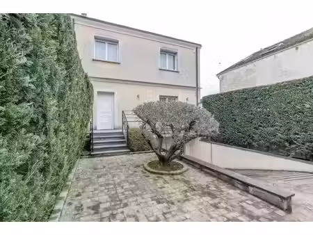 vente maison 4 pièces 130 m² à la varenne saint hilaire (94210)  849 000 €