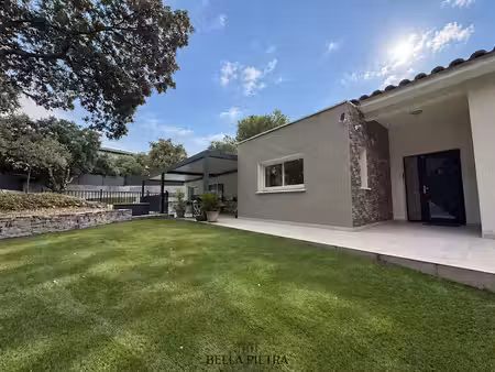vente maison 5 pièces 192 m² à sussargues (34160)  849 000 €