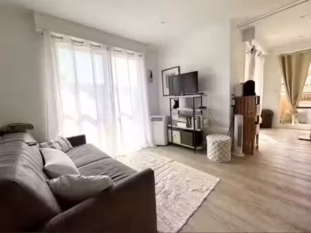 vente appartement 2 pièces 32.45 m² à saint-vincent-de-tyrosse (40230)  159 500 €