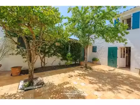 vente maison 7 pièces 150 m² à loix (17111)  950 000 €