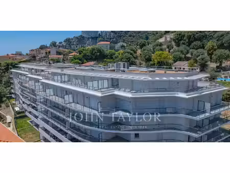 appartement avec terrasse en bord de mer beausoleil (06)