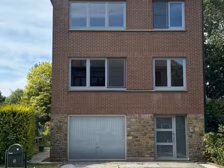 maison 3 chambres braine-l'alleud - 301m² terrain
