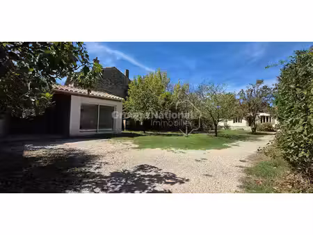 maison avec piscine monteux (84)