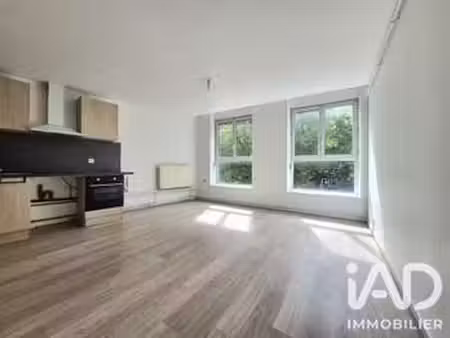 vente appartement 5 pièces à prix-lès-mézières (08000) : à vendre 5 pièces / 105m² prix-lè