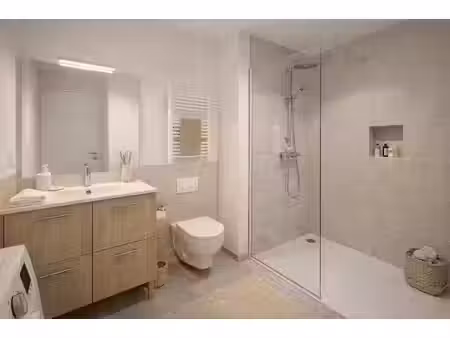 vente appartement 2 pièces 45 m² à frejus (83600)  260 000 €