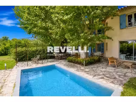 la bastide cabot - villa t6 de 166m2 - jardin 1500 m2- stationnement - 13009 le cabot