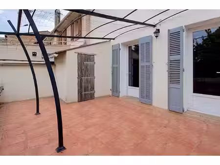 a vendre en exclusivité - appartement t3 d'environ 60m2 avec terrasse et combles...
