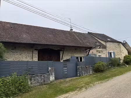 axe chalon - le creusot  grand calme ensemble immobilier en pierre