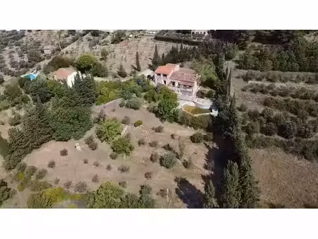 vente maison 9 pièces 173 m² aups (83630)