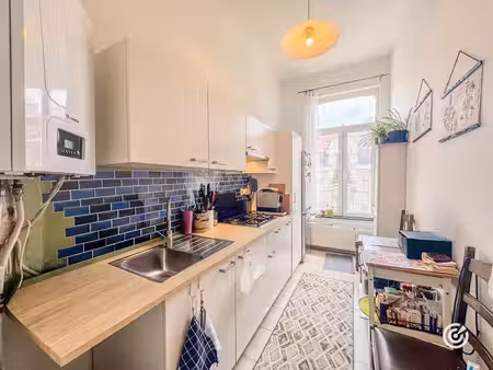 merode - appart 1 ch. +- 60 m2 dans une maison bruxelloise