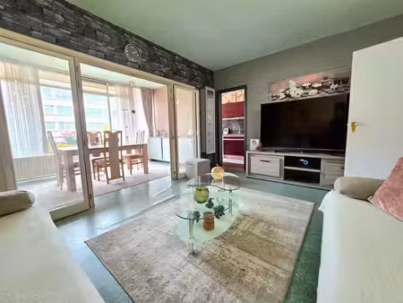 appartement 2 chambres + terrasse - a vendre