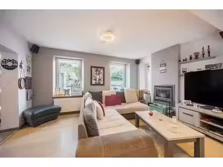 4 chambres - aucun travaux - peb c - élec ok - terrasse