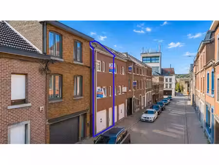 magnifique maison rénové - 4 chambres - spacieuse - terrasse