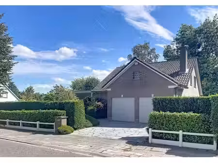 spacieuse villa classique quartier marnix