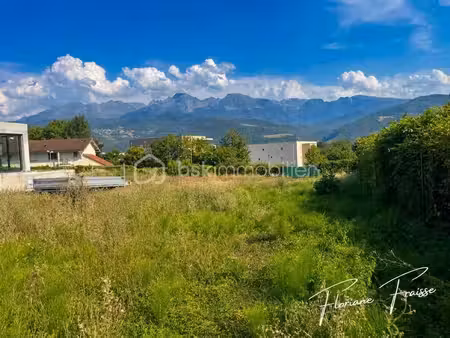 terrain commercial de 646 m² à montbonnot-saint-martin