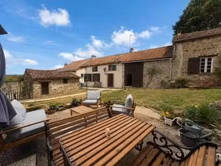 vente maison à magnac-laval (87190) : à vendre / 205m² magnac-laval