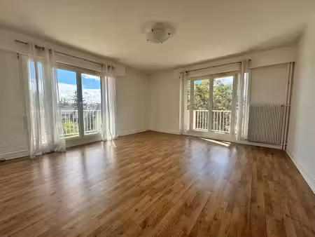 saint maur - la varenne - appartement 2 pièces à 100 m du rer