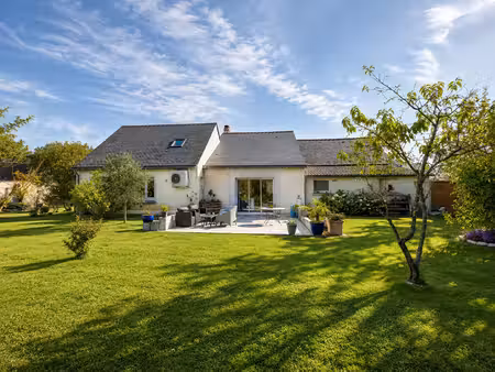 maison rénovée 6 pièce(s) 140 m2