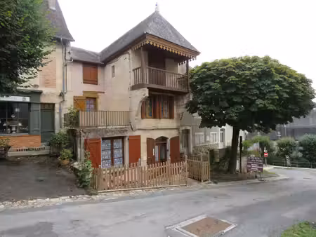 maison en pierres (env 101m2 habitables) (entièrement rénové
