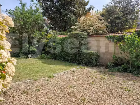maison/villa 7 pièce(s) 161 m2