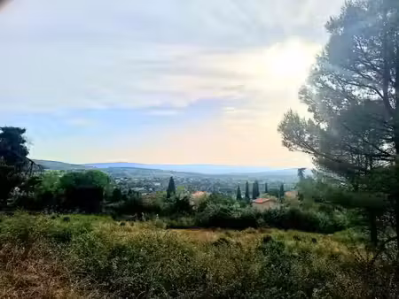vente terrain 1030 m² à apt (84400)  120 000 €