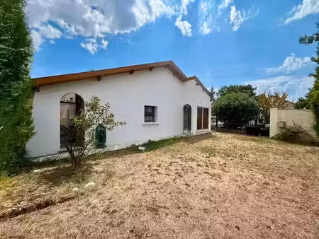 location maison 4 pièces 122 m² à ambares-et-lagrave (33440)  1 300 €