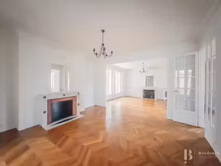 location appartement 5 pièces 176 m² à paris 16ème (75016)  5 984 €