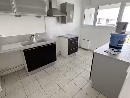 appartement 2 chambres en bon état