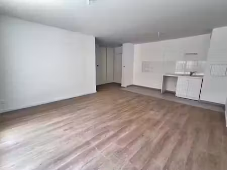 location appartement 3 pièces 63 m² à eragny sur oise (95610)  1 227 €