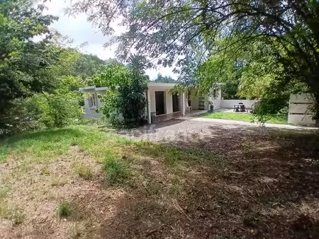 vente immeuble 180 m² sainte-luce (97228)