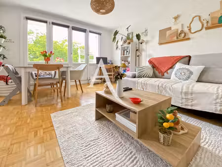 vente appartement 4 pièces  67.00m²  bois